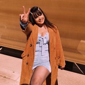 Meet your Posher, Adriana